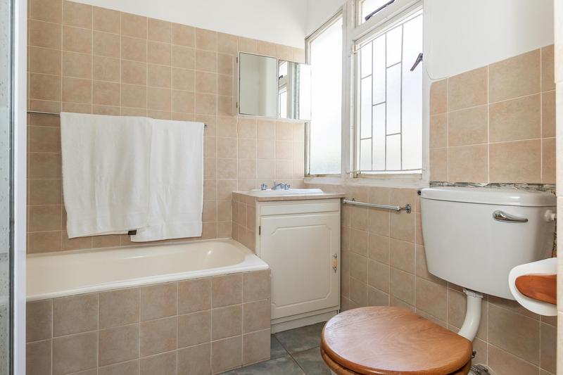 4 Bedroom Property for Sale in Kenilworth Western Cape